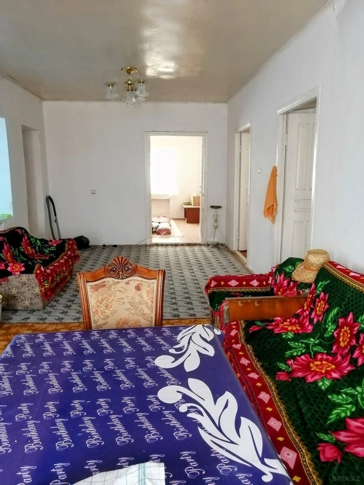 Satılır 4 otaqlı həyət evi 300 m²