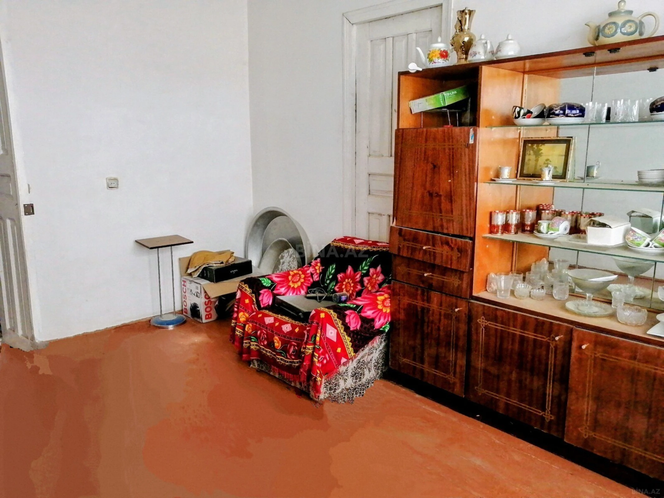 Satılır 4 otaqlı həyət evi 300 m²