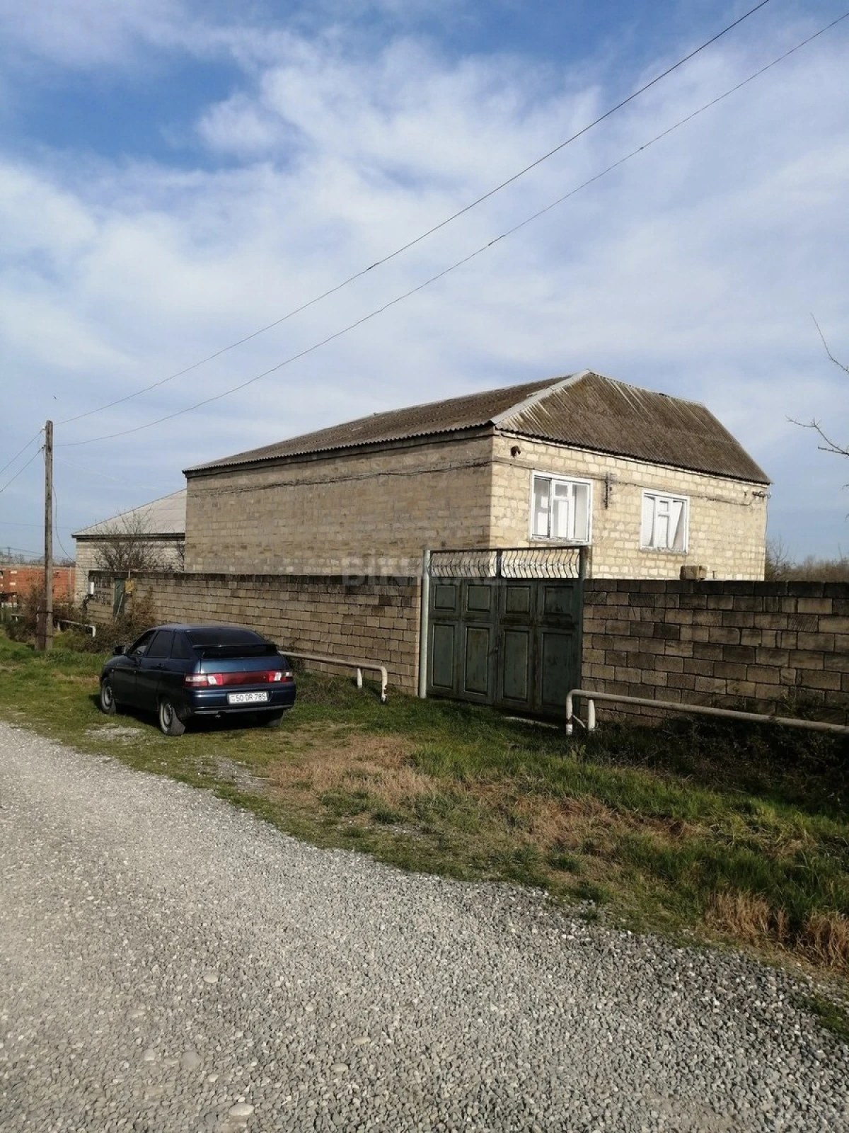 Satılır 4 otaqlı həyət evi 300 m²