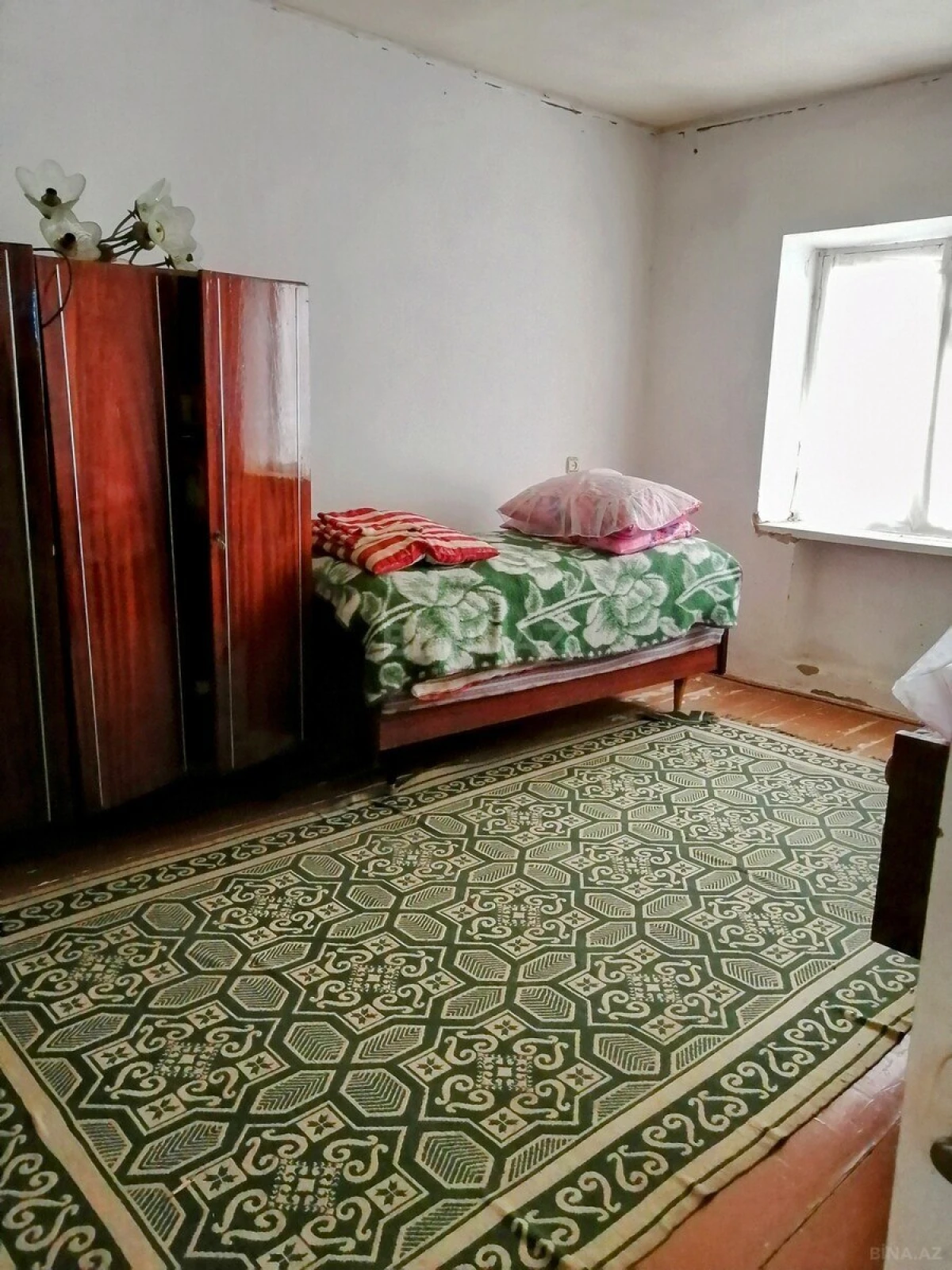 Satılır 4 otaqlı həyət evi 300 m²