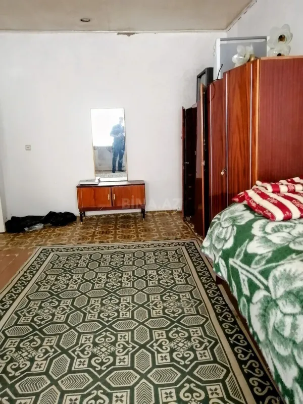 Satılır 4 otaqlı həyət evi 300 m²