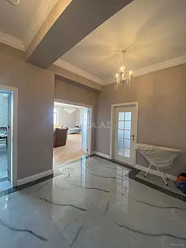 Satılır 3 otaqlı mənzil 141.4 m²