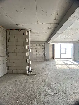 Satılır 3 otaqlı mənzil 163 m²