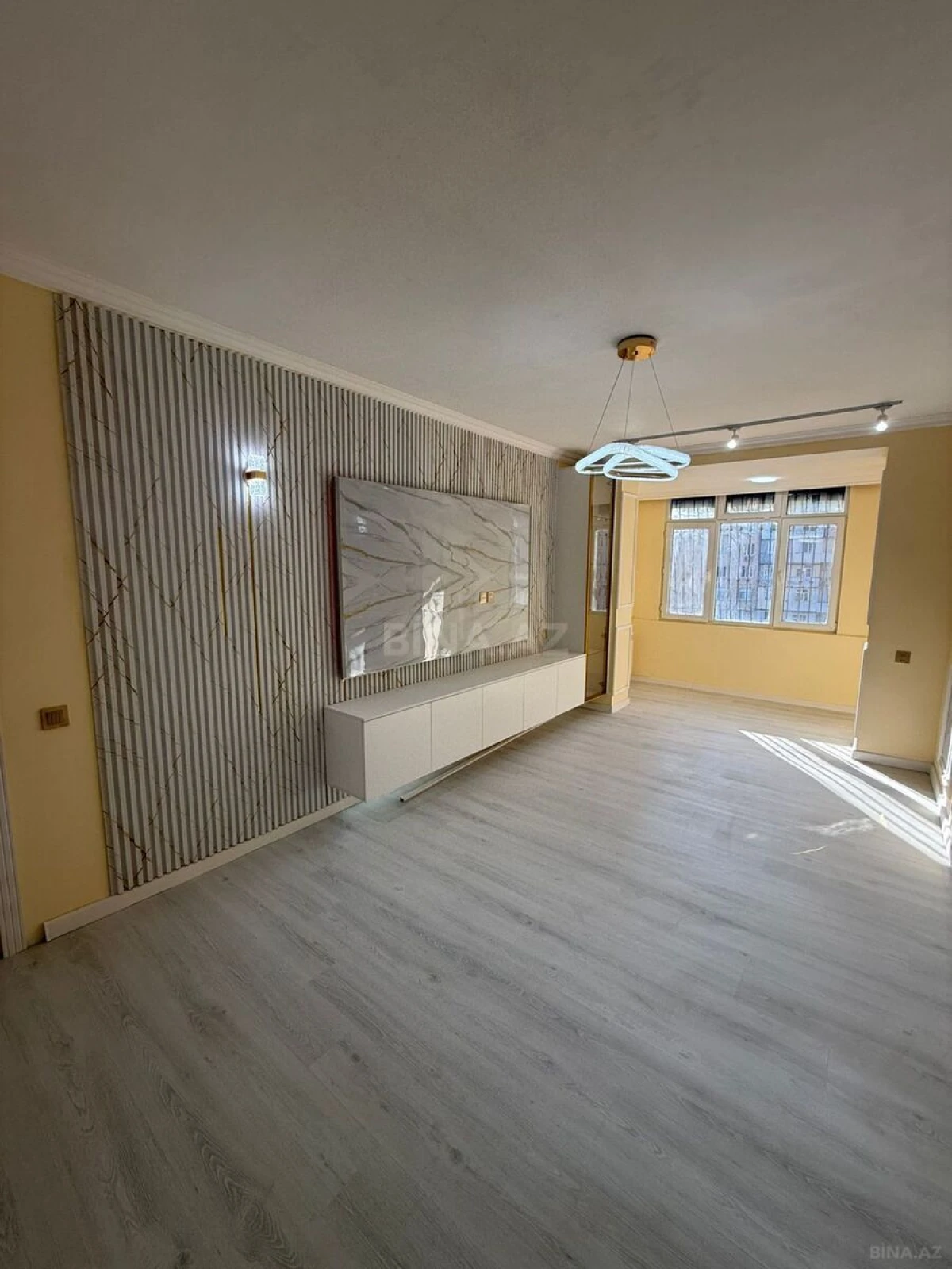 Satılır 3 otaqlı mənzil 85 m²