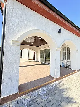 Kirayə verilir 5 otaqlı həyət evi 360 m²