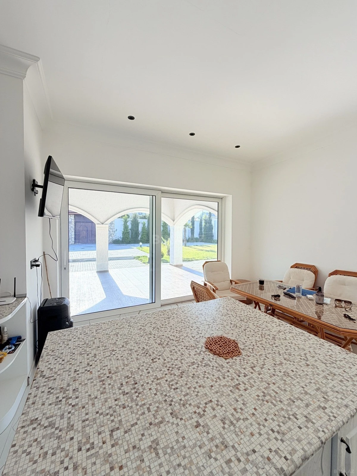 Kirayə verilir 5 otaqlı həyət evi 360 m²