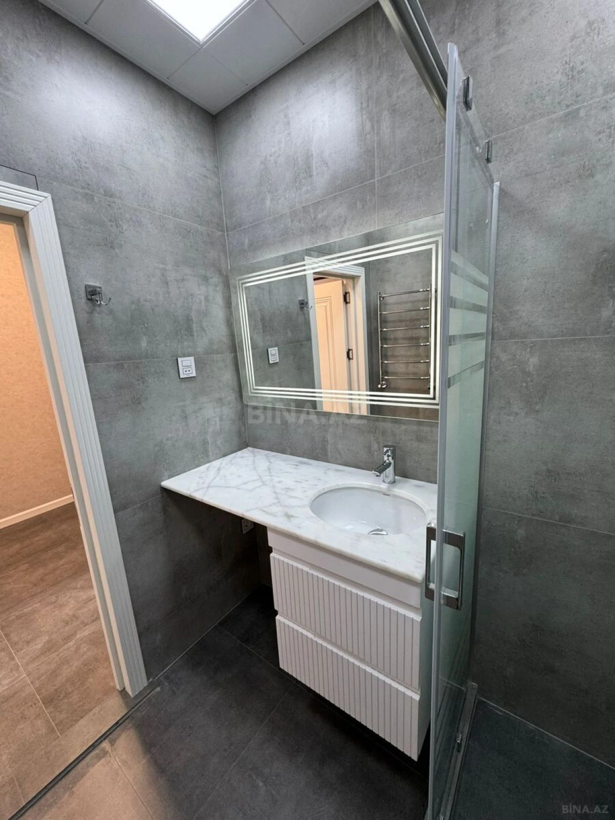 Satılır 2 otaqlı mənzil 60 m²