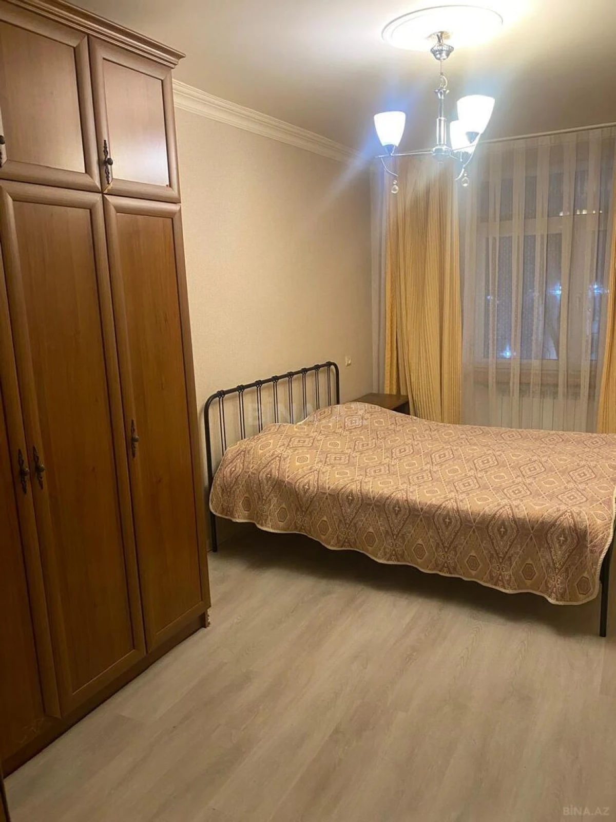 Kirayə verilir 2 otaqlı mənzil 60 m²