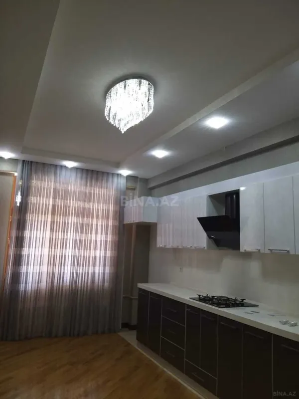 Satılır 3 otaqlı mənzil 101 m²