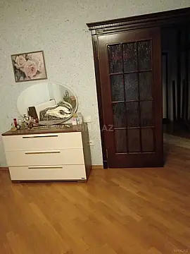 Satılır 2 otaqlı mənzil 70 m²