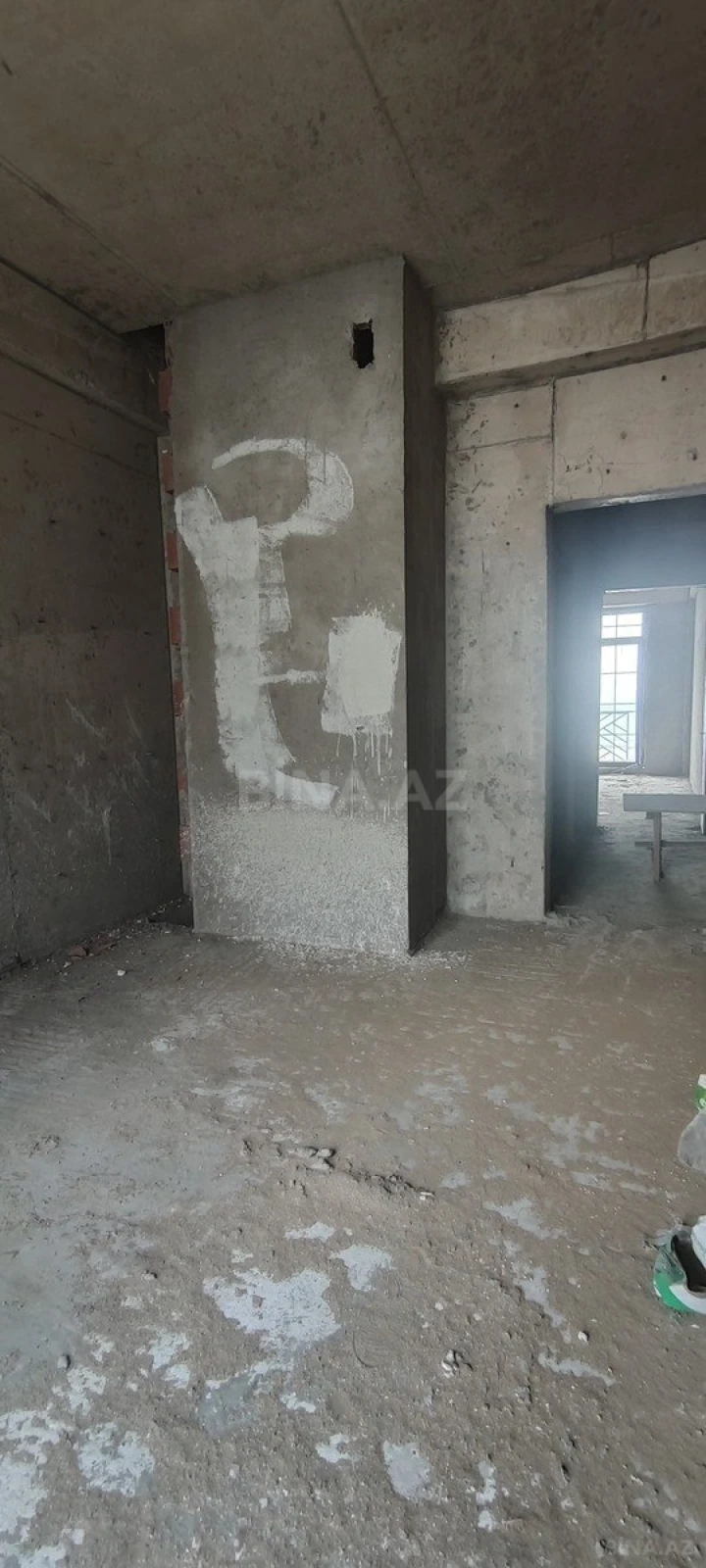 Satılır 3 otaqlı mənzil 114 m²