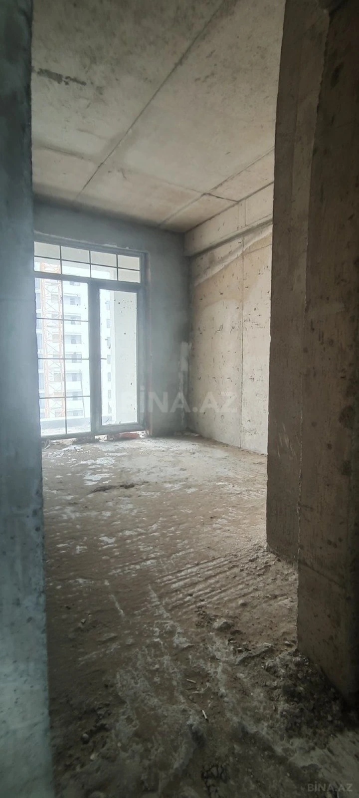 Satılır 3 otaqlı mənzil 114 m²