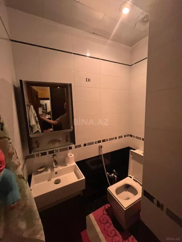 Satılır 4 otaqlı mənzil 205 m²