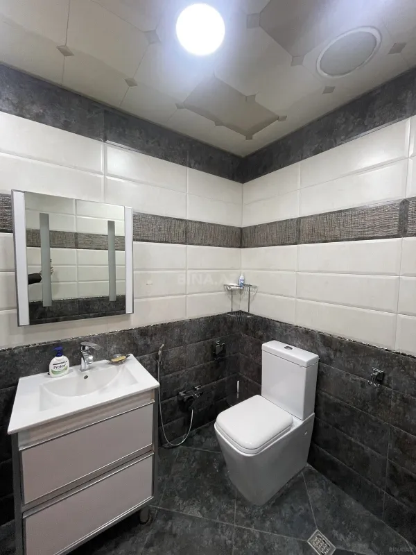 Kirayə verilir 3 otaqlı mənzil 150 m²