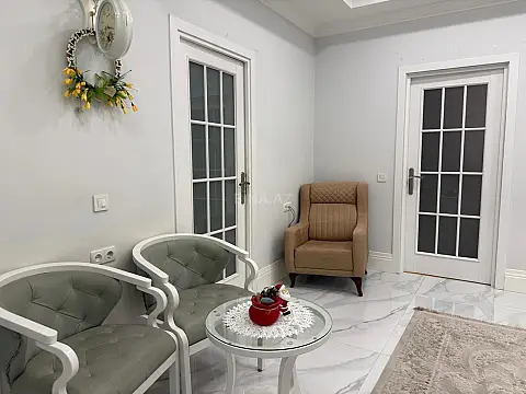 Satılır 3 otaqlı mənzil 150 m² — Bakı 3 otaq 150.00 m²
