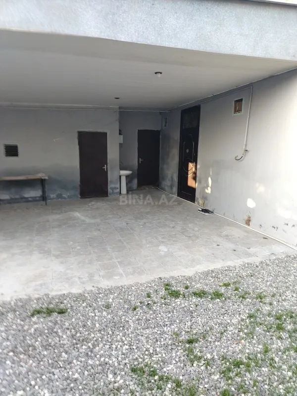 Satılır 4 otaqlı həyət evi 108 m²