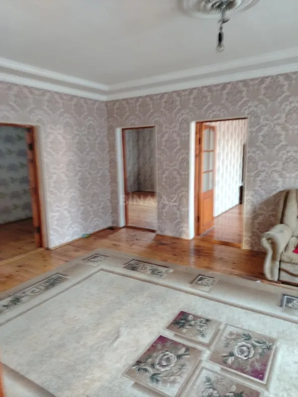 Satılır 4 otaqlı həyət evi 108 m²