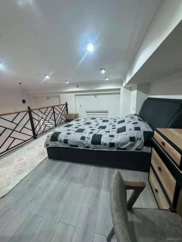 Kirayə verilir 2 otaqlı mənzil 80 m²