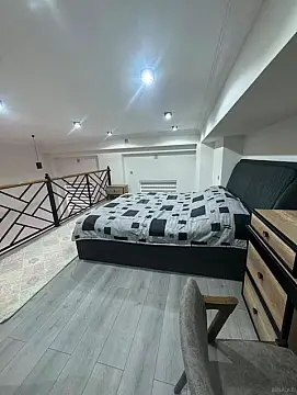 Kirayə verilir 2 otaqlı mənzil 80 m²