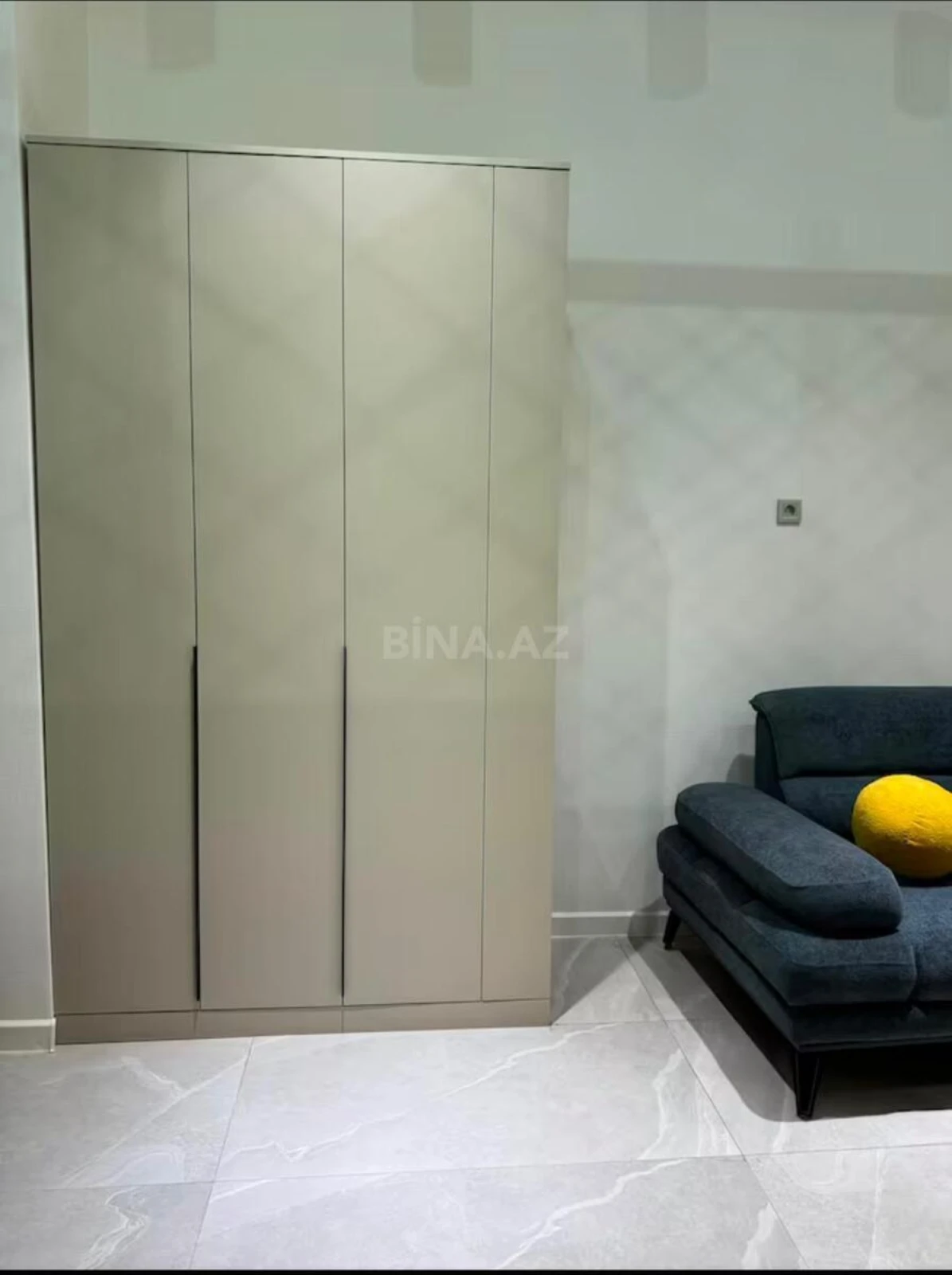 Kirayə verilir 2 otaqlı mənzil 80 m²