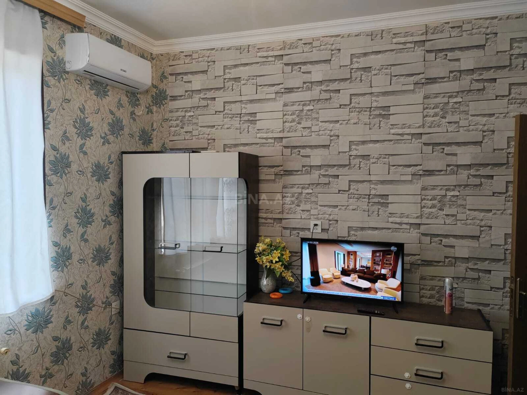 Kirayə verilir 2 otaqlı mənzil 55 m²
