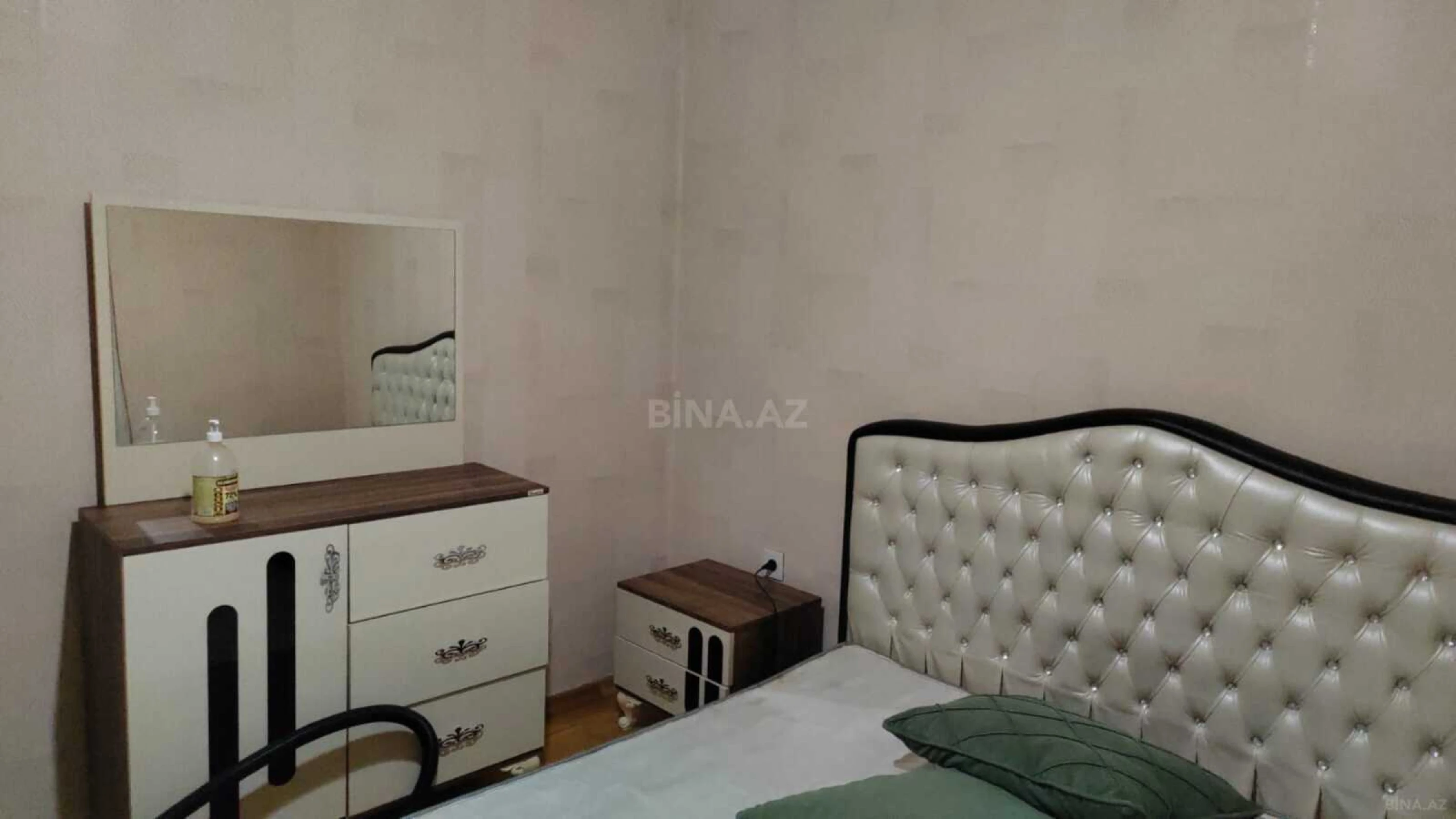 Kirayə verilir 2 otaqlı mənzil 55 m²