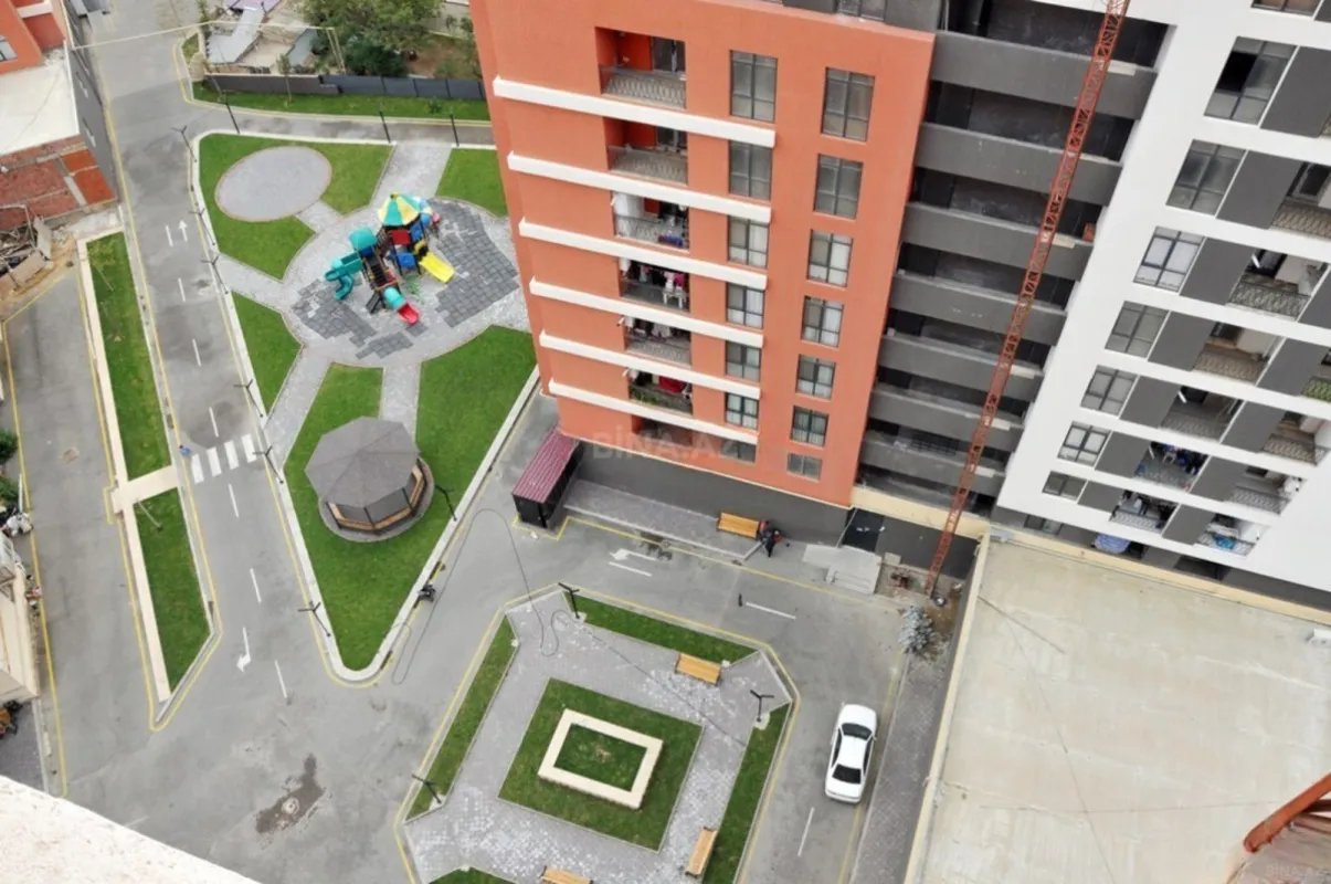 Satılır 2 otaqlı mənzil 85 m²