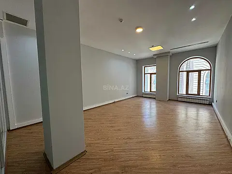 Kirayə verilir 4 otaqlı ofis 175 m²