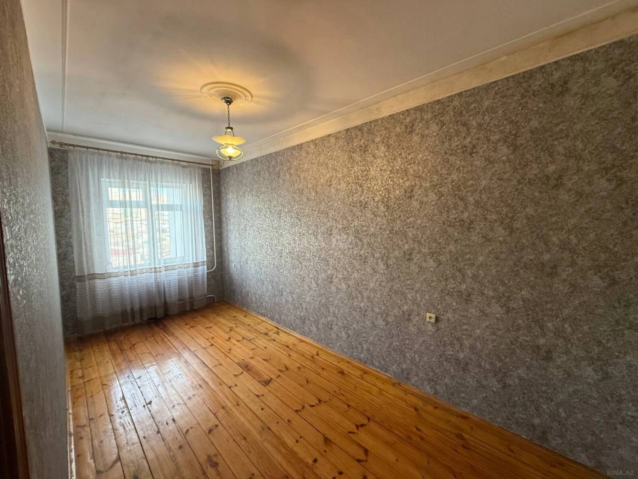 Kirayə verilir 3 otaqlı mənzil 90 m²