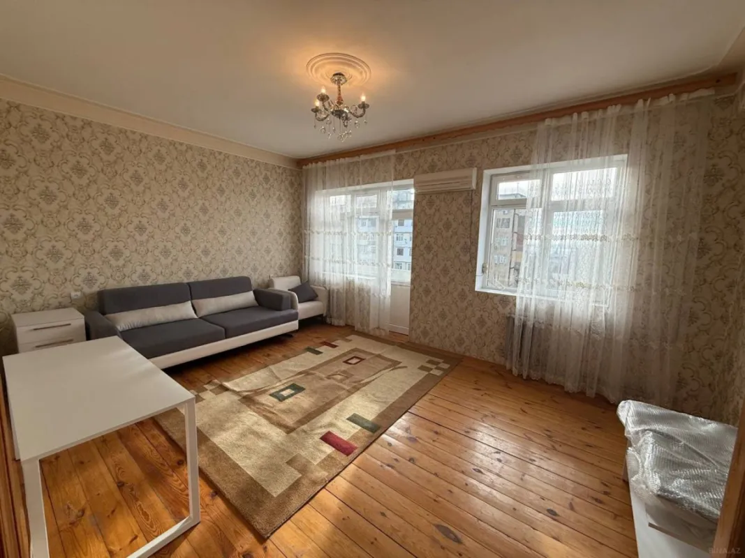 Kirayə verilir 3 otaqlı mənzil 90 m²