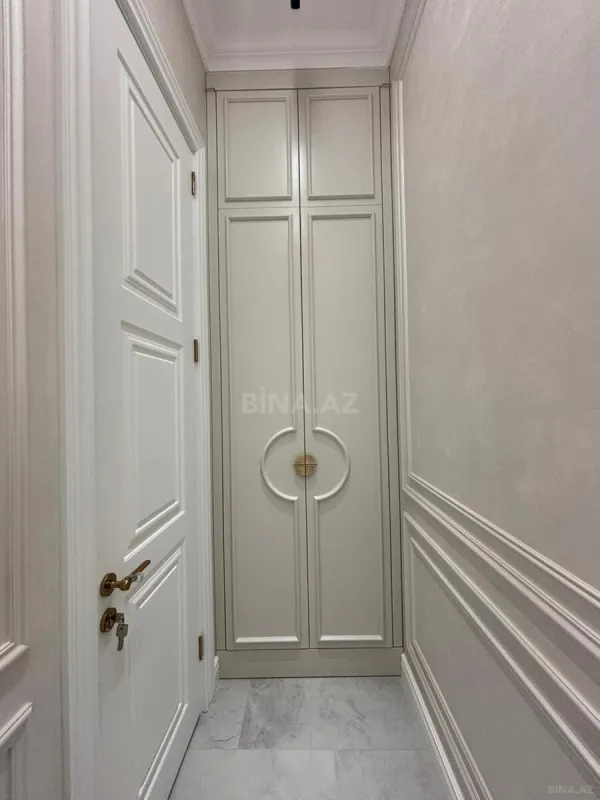 Kirayə verilir 3 otaqlı mənzil 135 m²