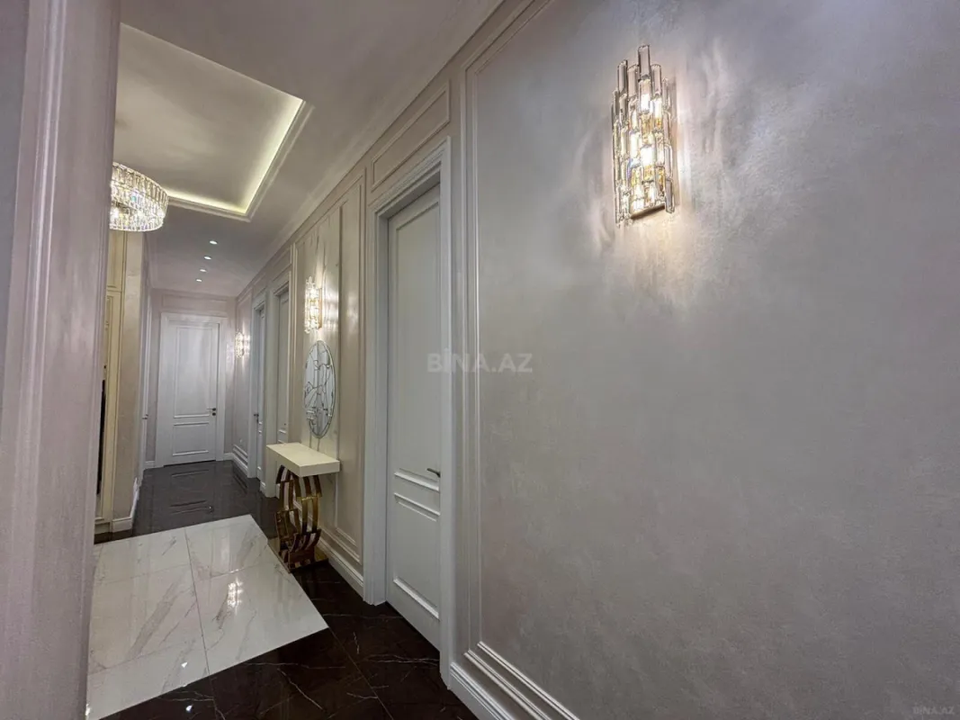 Kirayə verilir 3 otaqlı mənzil 135 m²