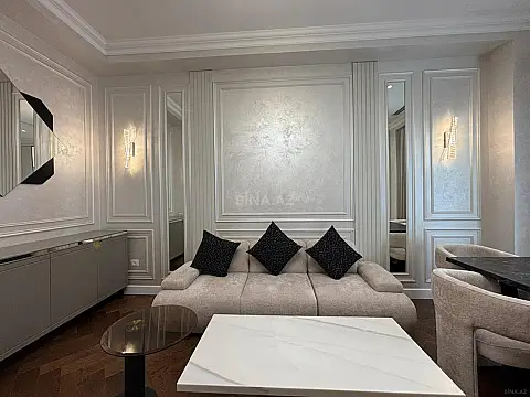 Kirayə verilir 3 otaqlı mənzil 135 m²