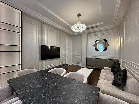 Kirayə verilir 3 otaqlı mənzil 135 m²