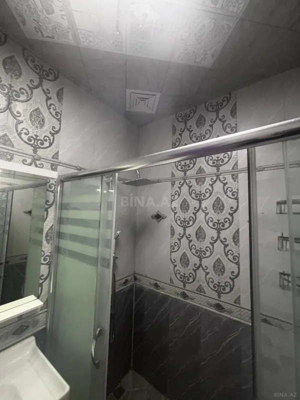 Kirayə verilir 3 otaqlı mənzil 145 m²