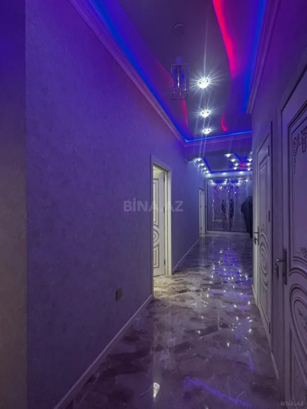 Kirayə verilir 3 otaqlı mənzil 145 m²