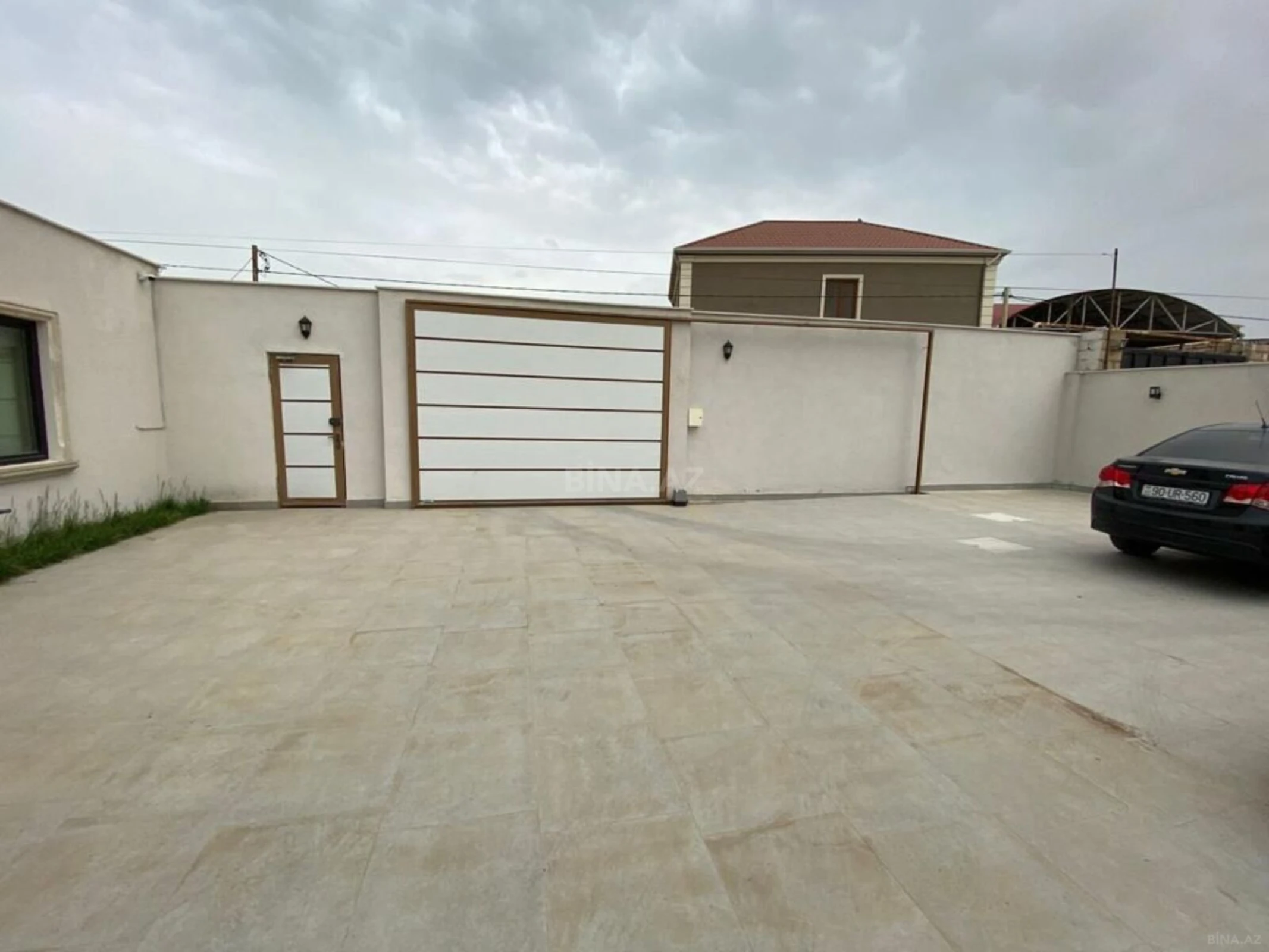 Kirayə verilir 5 otaqlı həyət evi 360 m²