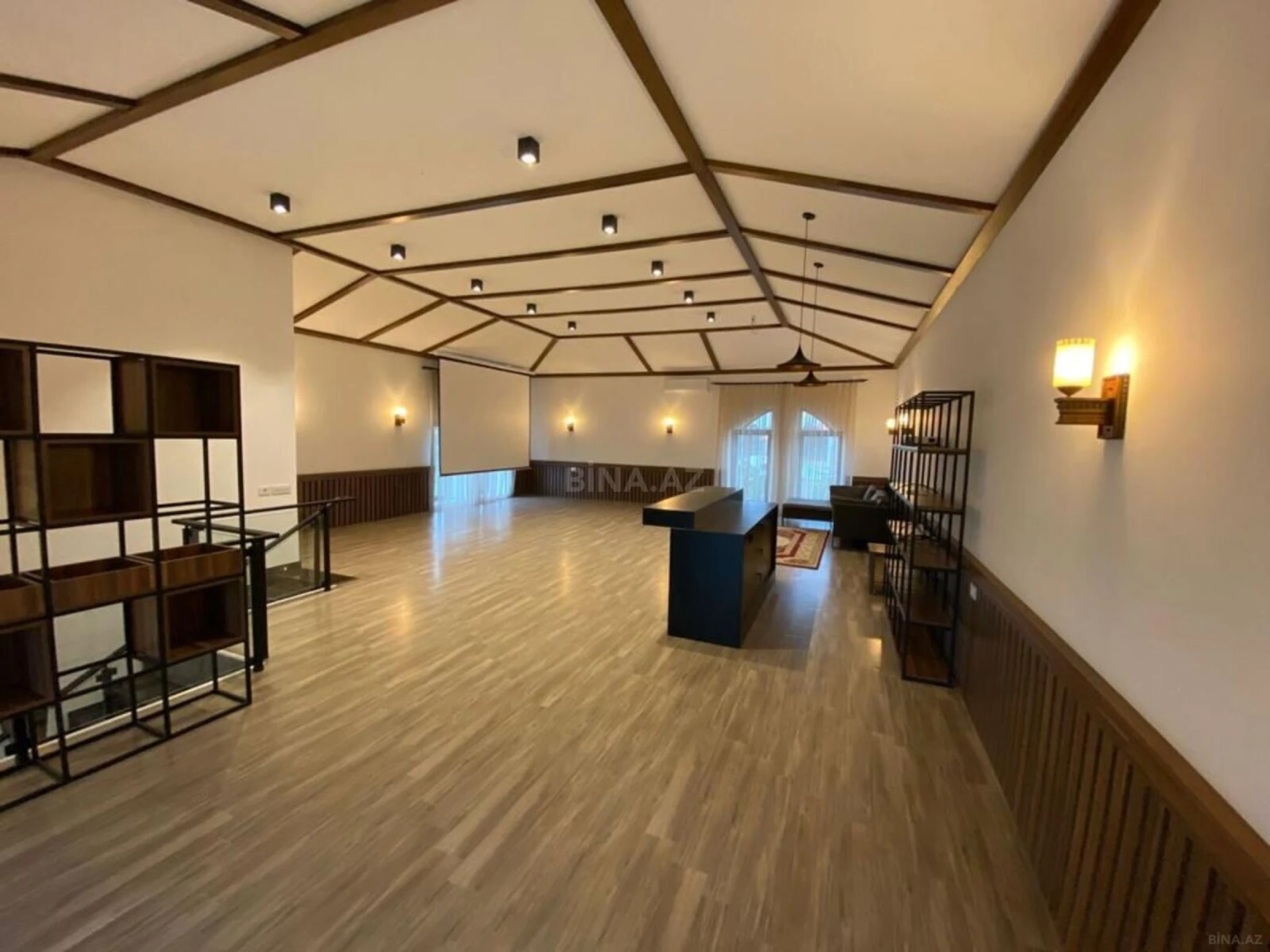 Kirayə verilir 5 otaqlı həyət evi 360 m²