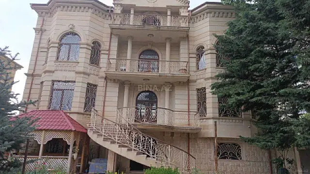 Satılır 8 otaqlı həyət evi 800 m² — Bakı, Binəqədi 8 otaq 800.00 m²