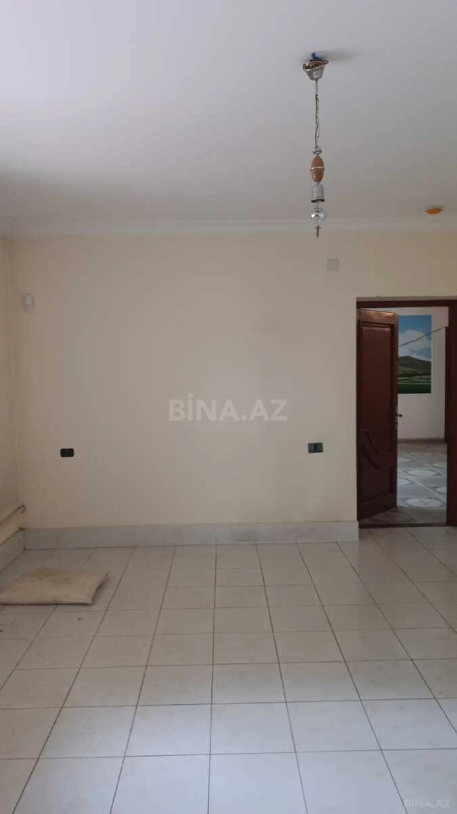 Satılır 8 otaqlı həyət evi 800 m²