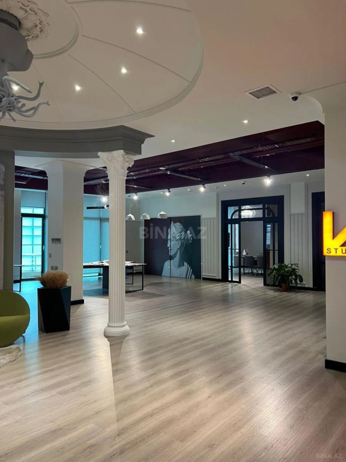 Kirayə verilir 10 otaqlı ofis 1200 m²