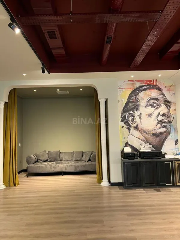 Kirayə verilir 10 otaqlı ofis 1200 m²