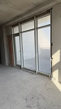 Satılır 3 otaqlı mənzil 164 m²