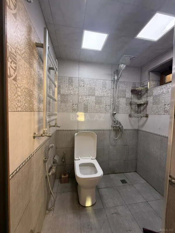 Kirayə verilir 2 otaqlı həyət evi 80 m²