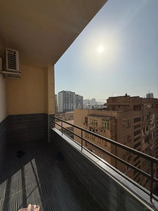 Kirayə verilir 4 otaqlı mənzil 255 m²