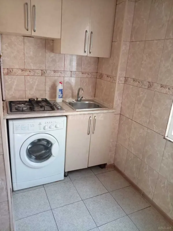 Kirayə verilir 2 otaqlı mənzil 50 m²