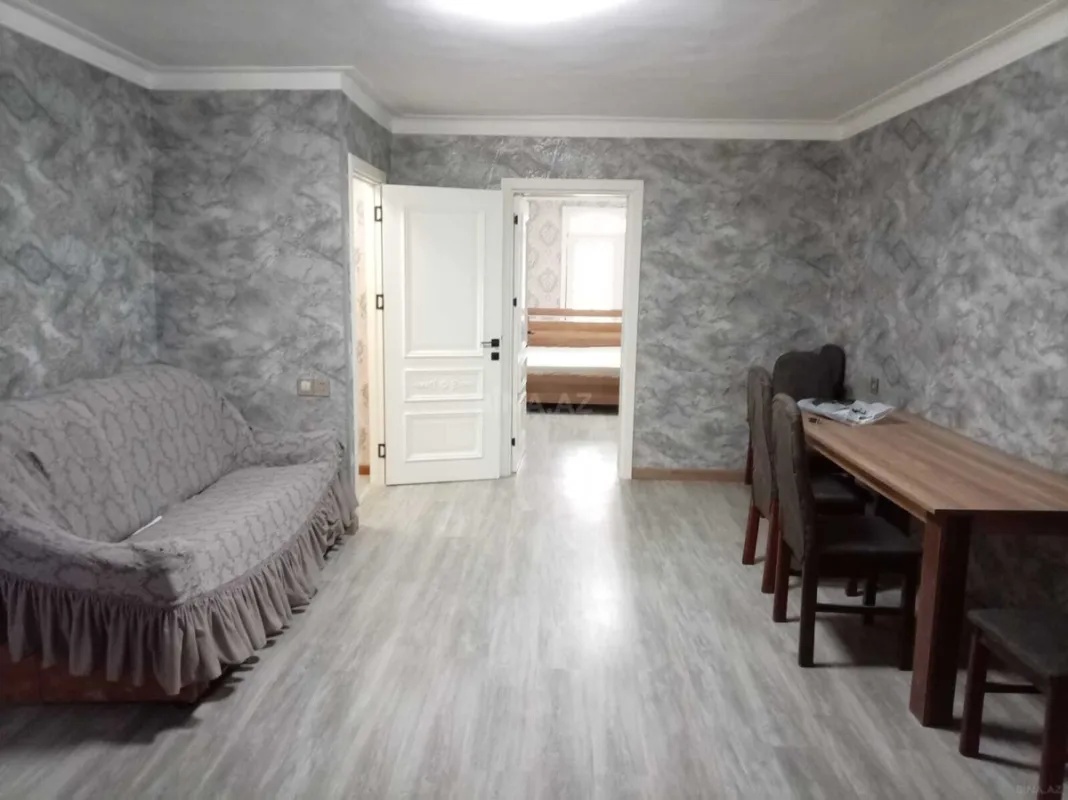 Kirayə verilir 2 otaqlı mənzil 50 m²