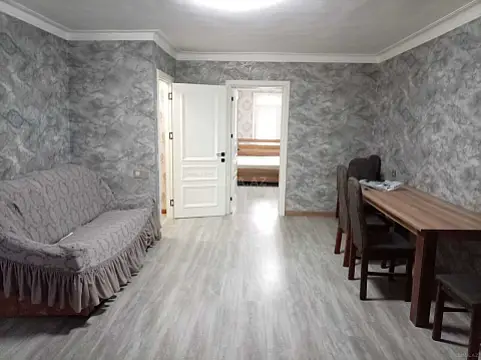 Kirayə verilir 2 otaqlı mənzil 50 m²