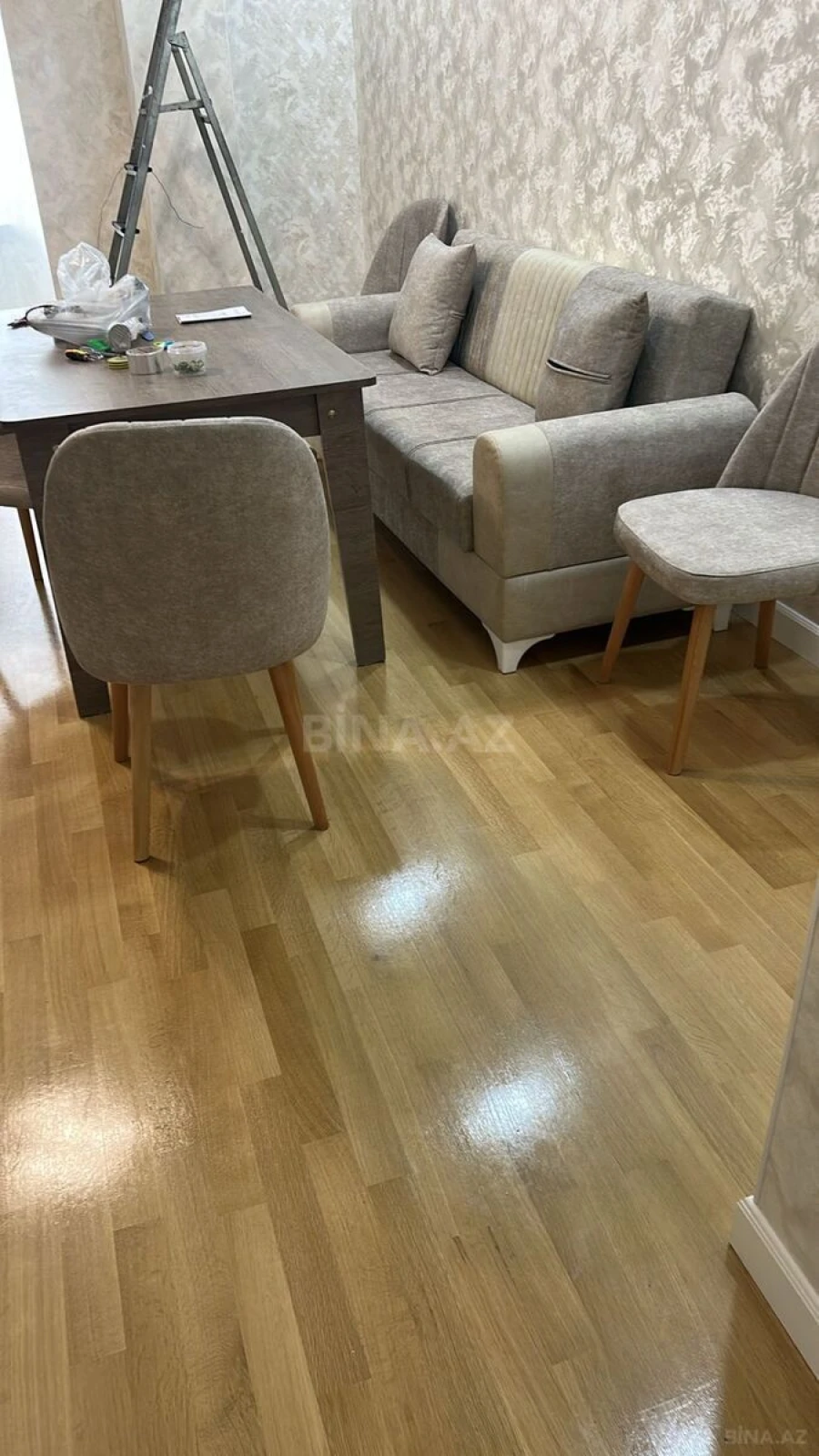 Kirayə verilir 2 otaqlı mənzil 75 m²