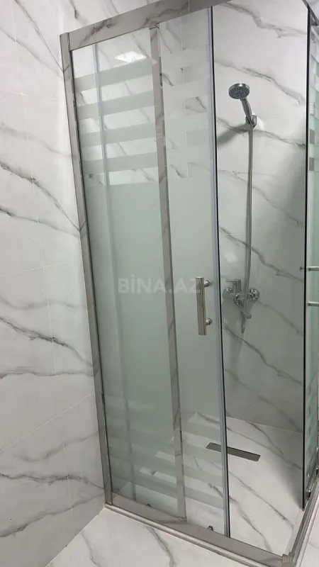 Kirayə verilir 2 otaqlı mənzil 75 m²